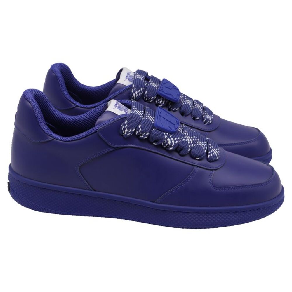 Burberry Terrace Leather Low-Top Sneakers in Blue Leather
